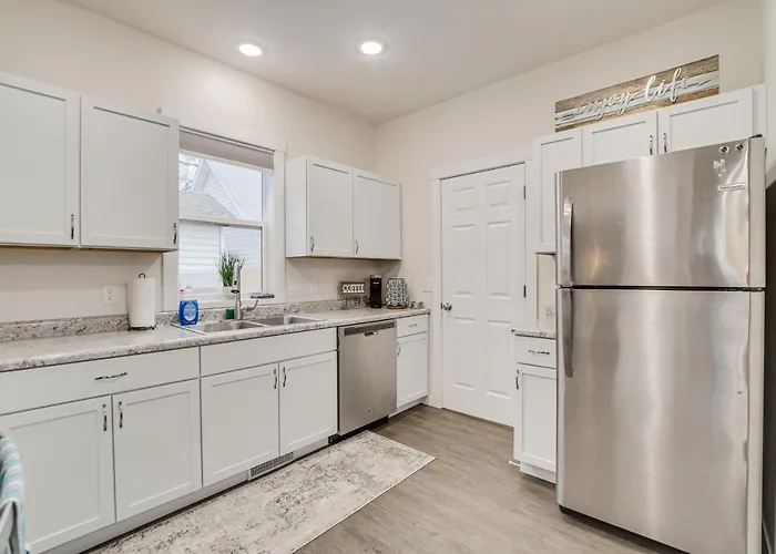 Dog-friendly < 1 Mi To Downtown Fargo! Holiday home